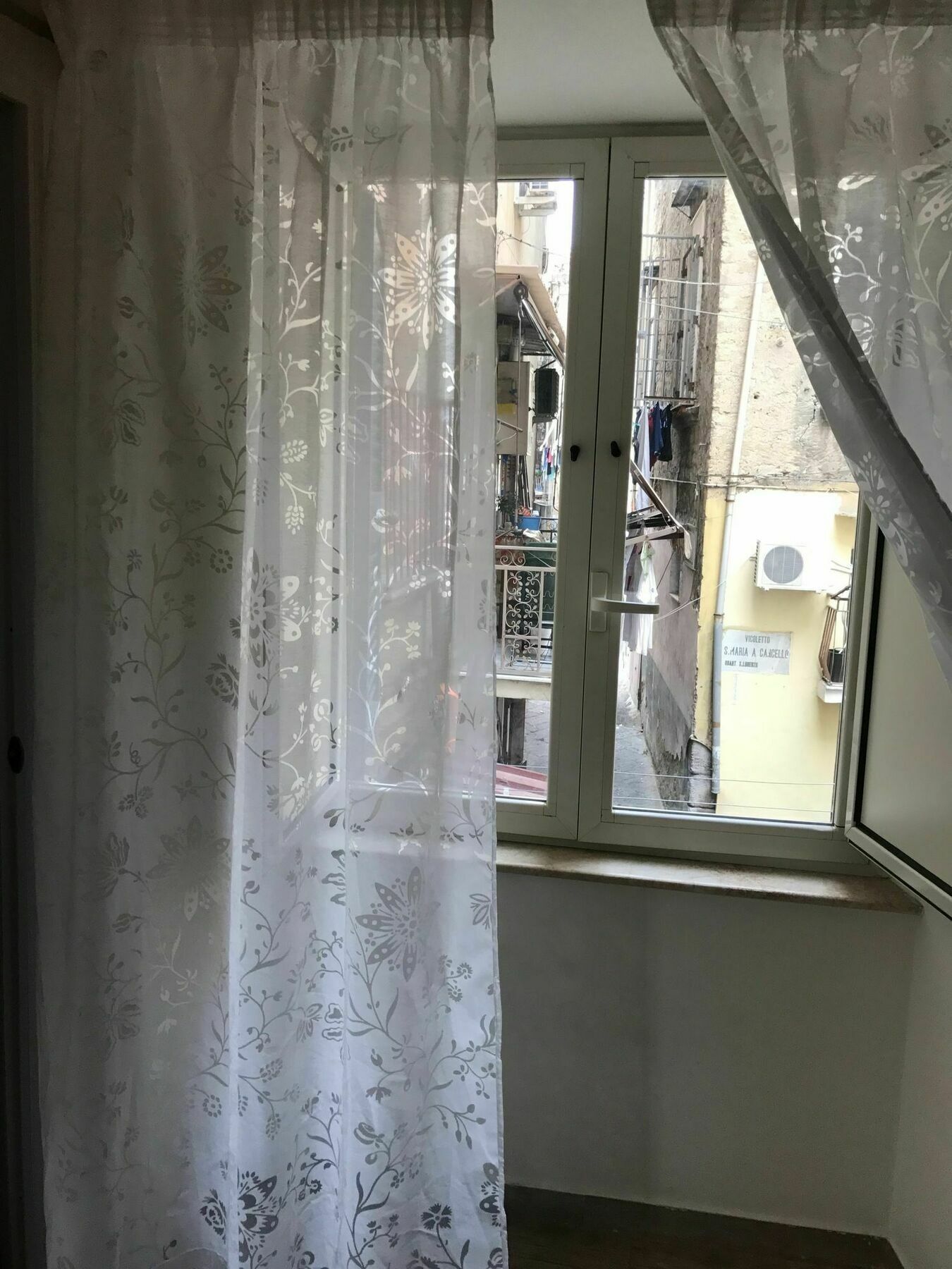 Appartamento Nana House Napoli Esterno foto